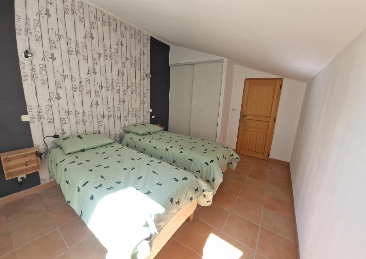 Villa Au Pied De La Sainte Victoire Puyloubier ภายนอก รูปภาพ
