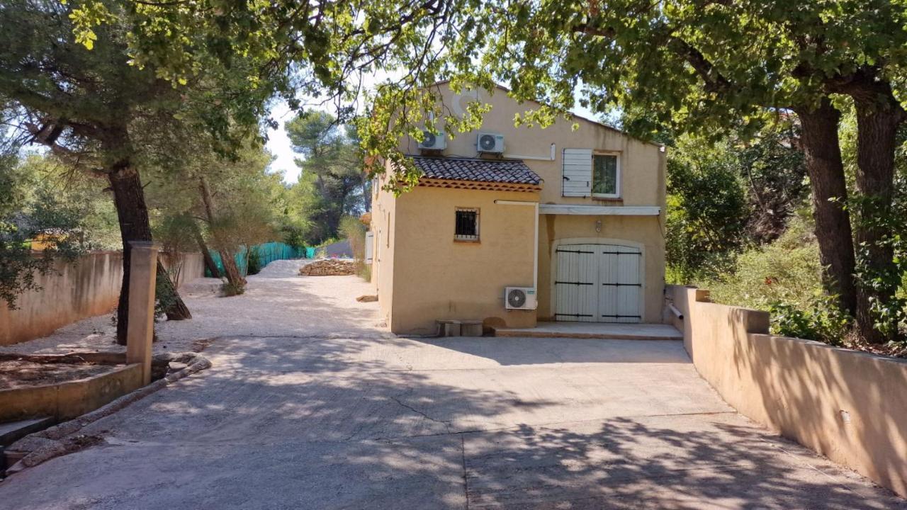 Villa Au Pied De La Sainte Victoire Puyloubier ภายนอก รูปภาพ